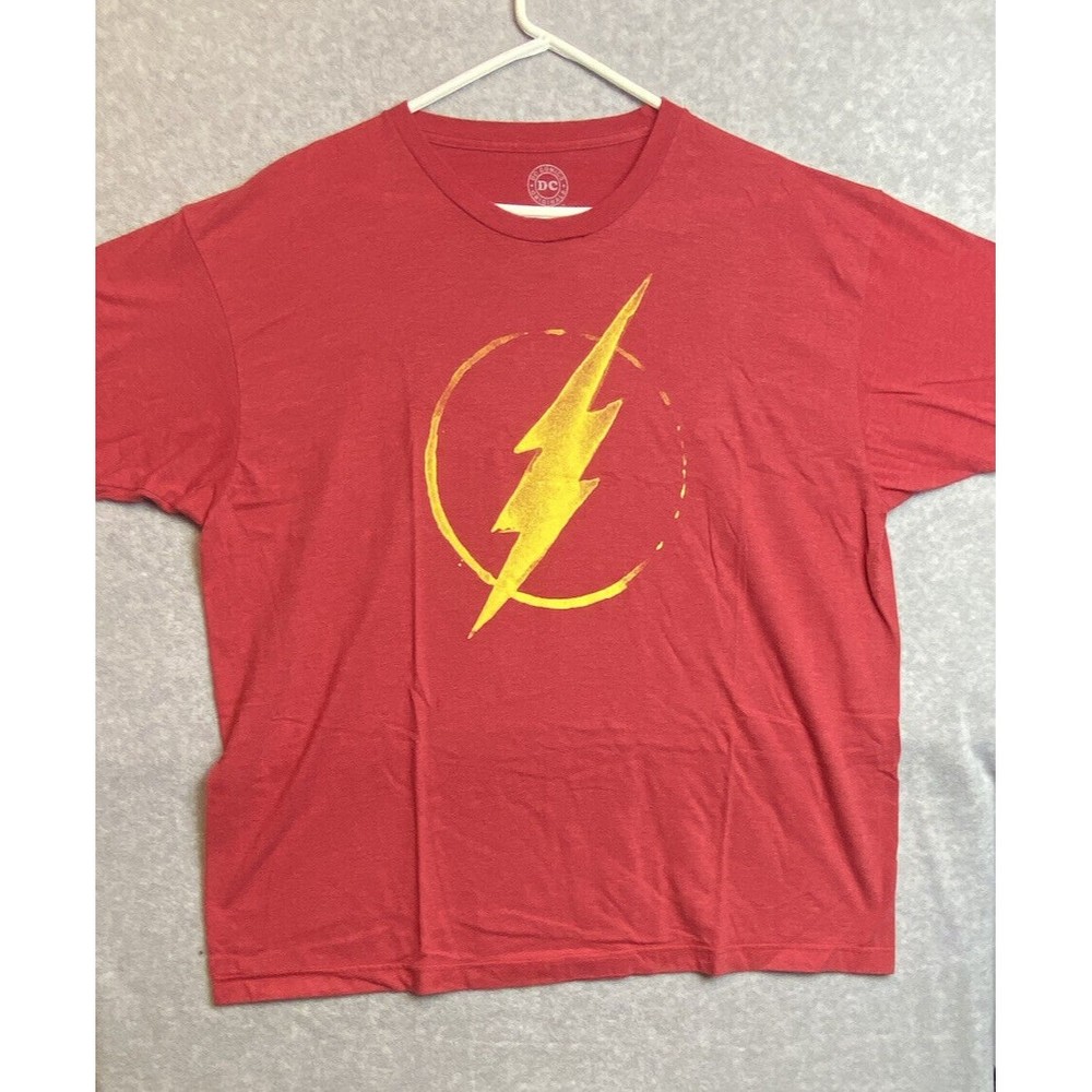 The Flash Shirt Mens 2XL Maroon Yellow Lighting Logo Graphic DC Comics Superhero